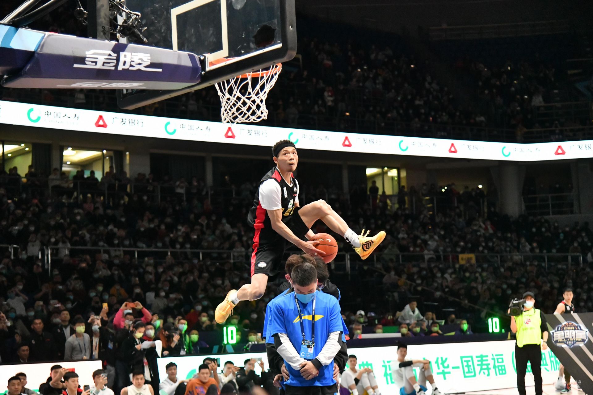 快船9换1 快船9换1