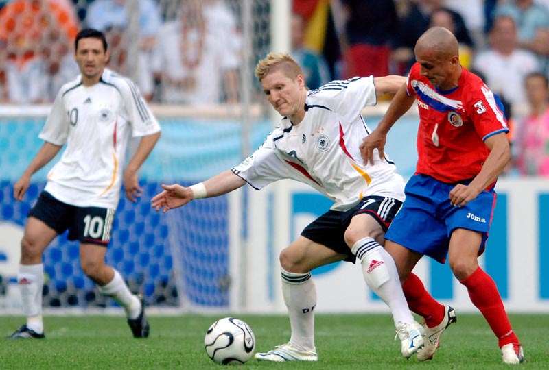 认为他有些 认为他有些